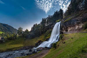 Bergen: Lago Glaciar Bondhus no Parque Nacional Folgefonna