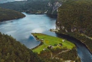 Bergen: Mostraumen Fjord Safari by Premium RIB Boat