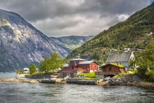 Bergen: Yksityiset vesiputoukset ja Norjan vuonojen ihmeet