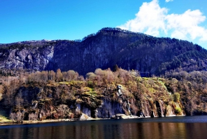 Flexible tour to Modalen Castle Hesjedalsfossen can hiking