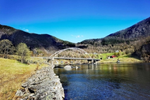 Flexible tour to Modalen Castle Hesjedalsfossen can hiking