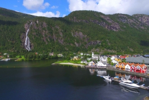 From Bergen: Modalen Private Fjord Cruise with Waterfalls