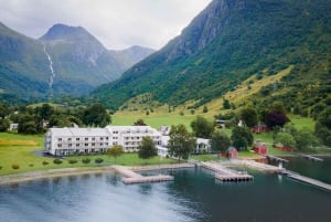 Powerboat transfer Bergen - Rosendal