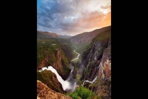 Privat tur-Hardangerfjord, Voss Gondol &4 stora vattenfall