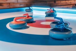 Probeer streetcurling in Top Bergen Activity Bar!