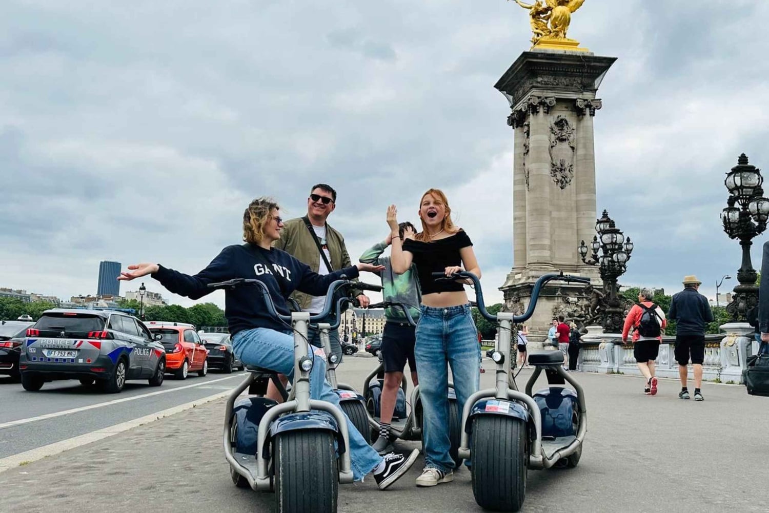 2-Hour Luxurious Private VIP - Berlin Fat Tire Tour