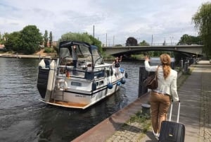 2 Stunden: Private Hafen- und Burgbesichtigungsfahrt