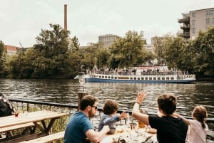 3-timmars sightseeingbåtkryssning i staden (Berlin tur och retur)