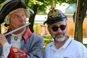 5h Potsdam private tour with Guide, Chauffeur & Photographer