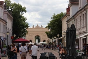 5h Potsdam private tour with Guide, Chauffeur & Photographer