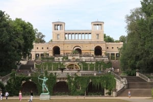 5h Potsdam private tour with Guide, Chauffeur & Photographer