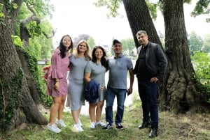 5h Potsdam private tour with Guide, Chauffeur & Photographer