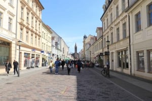 5h Potsdam private tour with Guide, Chauffeur & Photographer