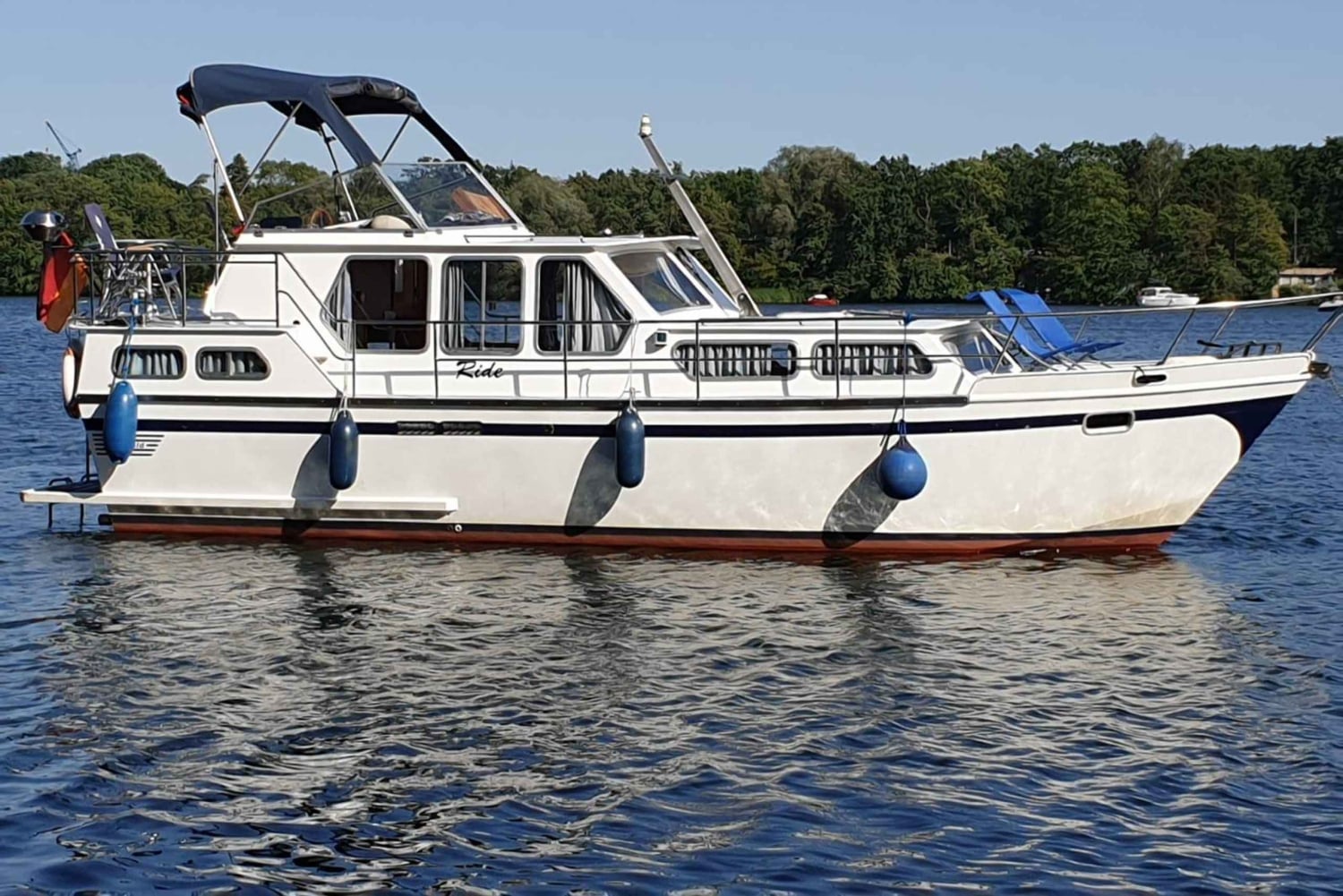 8h Private Wannsee Lake and Werder Yacht Cruise