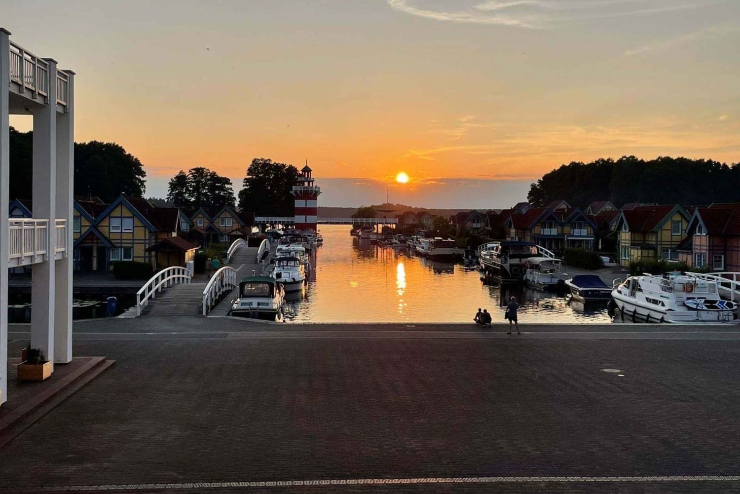 8h Private Wannsee Lake and Werder Yacht Cruise