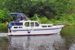 8h Private Wannsee Lake and Werder Yacht Cruise