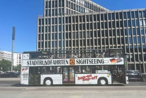 Abend-Stadtrundfahrt mit Fotostop am illuminierten Reichstag