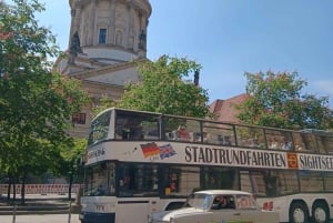 Abend-Stadtrundfahrt mit Fotostop am illuminierten Reichstag