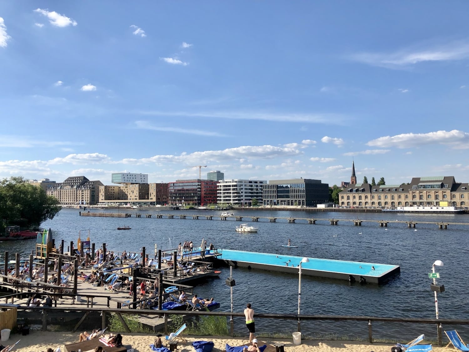 Badeschiff | Freizeit Bad
