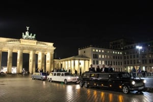 Berlín: Excursión de 1,5 horas por las Luces de Invierno en limusina Trabi