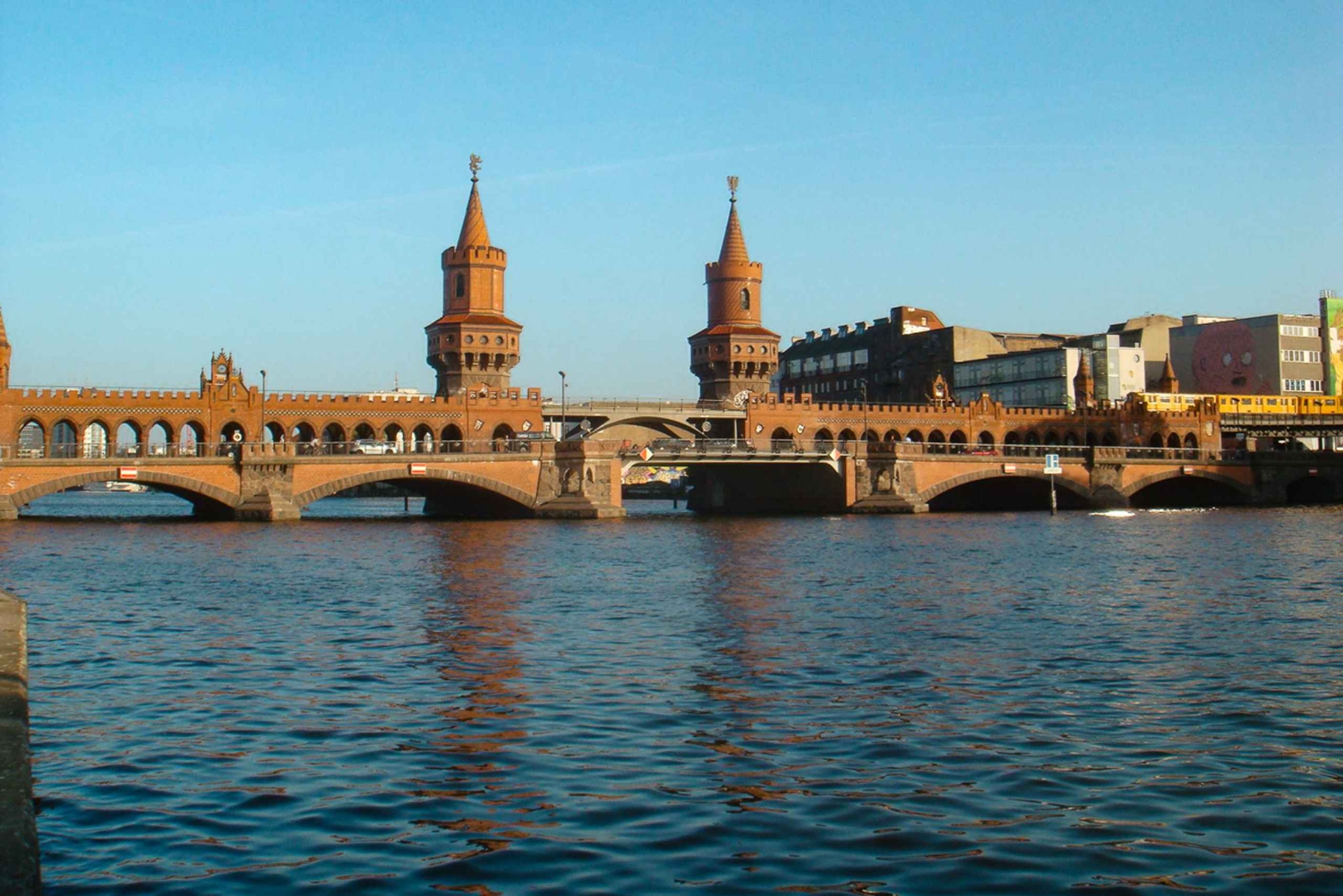 Berlijn: 2,5 uur durende rondvaart op de East Side Boat met commentaar