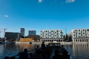 Berliini: 2,5 tunnin East Side -veneajelu selostuksen kera