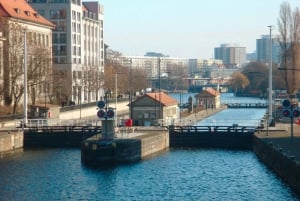 Berlins östra sida: 2,5 timmes båtutflykt med kommentarer