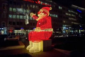 Berlin: 2-Hour Christmas Lights Bus Tour incl. Mulled Wine