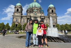 Berlin: 3,5 timmars cykeltur – en tidsresa genom huvudstaden