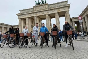 Berlin: 3,5 timmars cykeltur – en tidsresa genom huvudstaden
