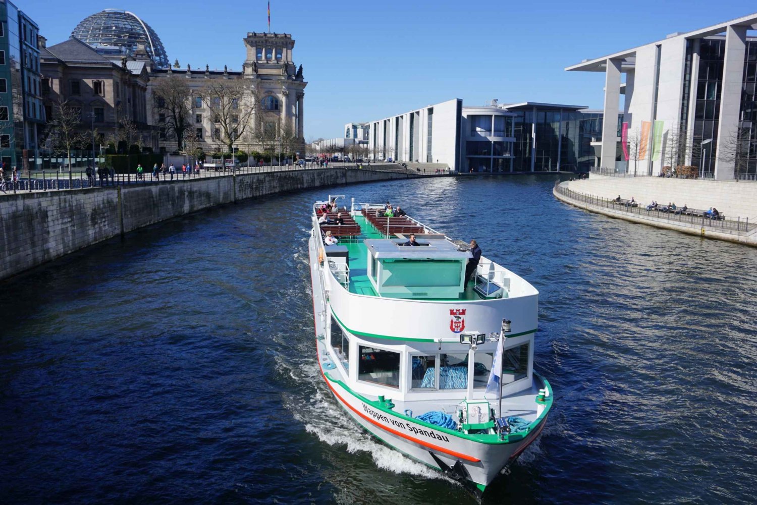 Berlin: 3.5 Hour Sightseeing River Cruise