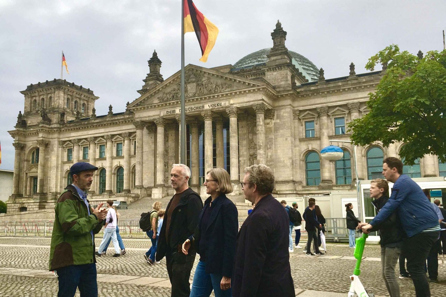 Berlin: 3-hour Introductory Tour with a Historian