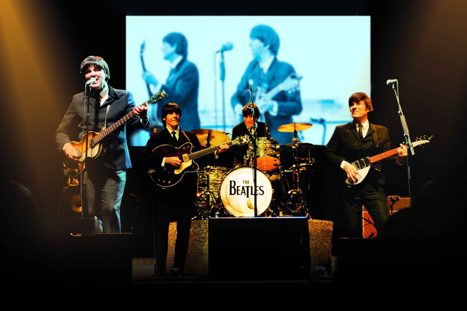 Berlin: 'Alt, hvad du behøver, er kærlighed!' The Beatles musikalske billet