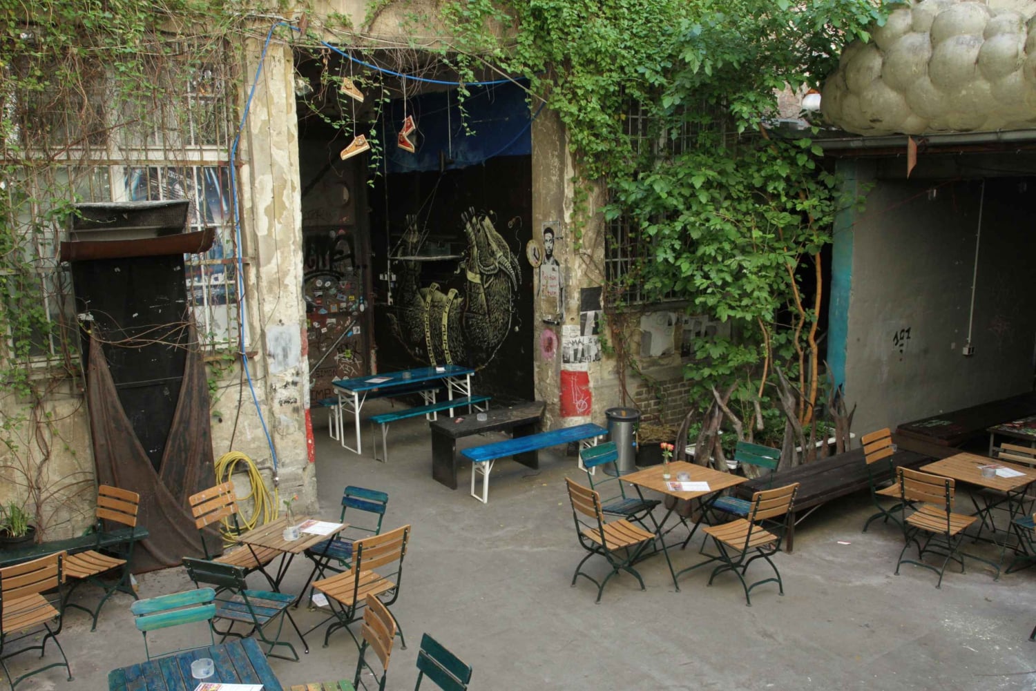 Berlin: Alternative & Street Art Tour