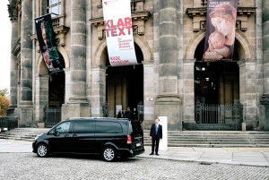 Berliini: Arkkitehtoniset kohokohdat Yksityinen Black Van Tour
