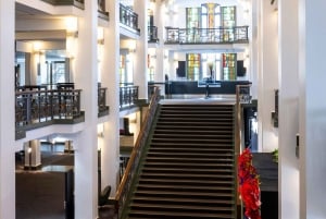 Berlin: BLINDED by DELIGHT Grand Show Friedrichstadt-Palast