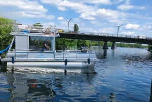 Berlin: Boat Rental BBQ boat with waterslide for 12 people