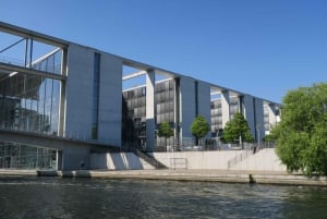 Berlin: Sightseeingcruise med båt og audioguide