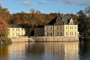 Berlin: Boat tour with cheese fondue