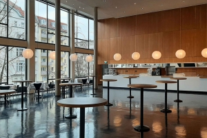 Berlim: Tour de Arquitetura Brutalista com Visitas Internas