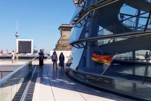 Berliini: Reichstagin kupolin vierailu