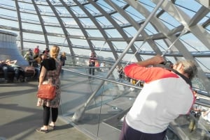 Berlin: Rundtur i regeringsdistriktet och besök i Reichstag Dome