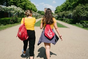 Berlin Challenges for teams with a live host and photo proof