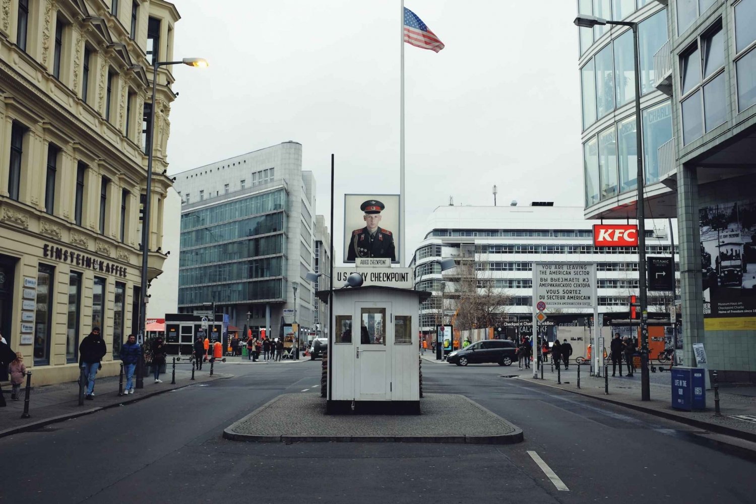 Berlim: Excursão de áudio autoguiada do Checkpoint Charlie