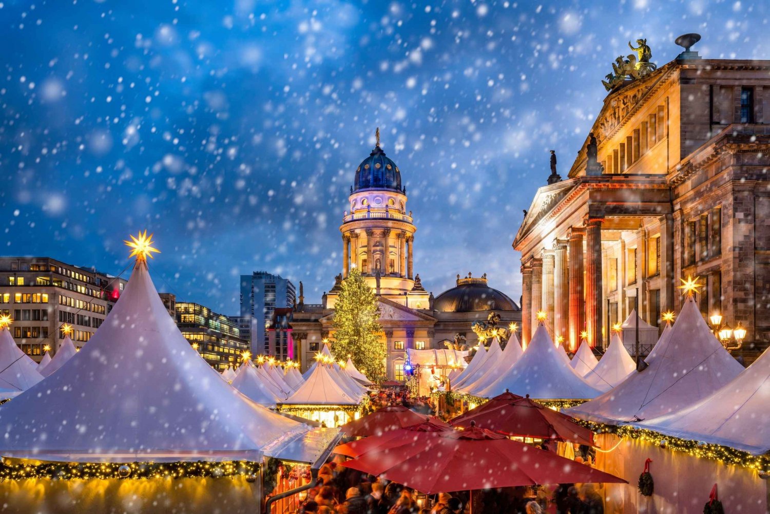 Berlin: Christmas Markets & Sightseeing Private Tour by Car