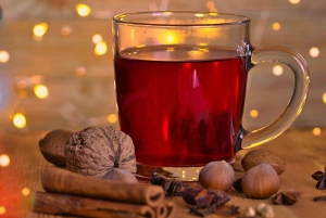 Berlin: Weihnachtliche Schifffahrt mit Glühwein