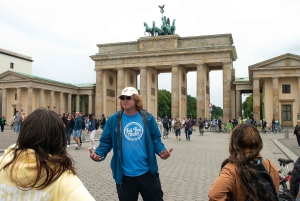 Berlin City Bike Tour with Beer Garden Stop