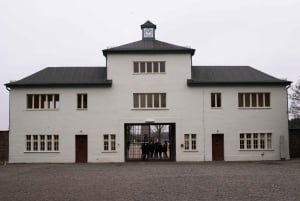 Berlin: Byens høydepunkter og Sachsenhausen Camp Private Tour