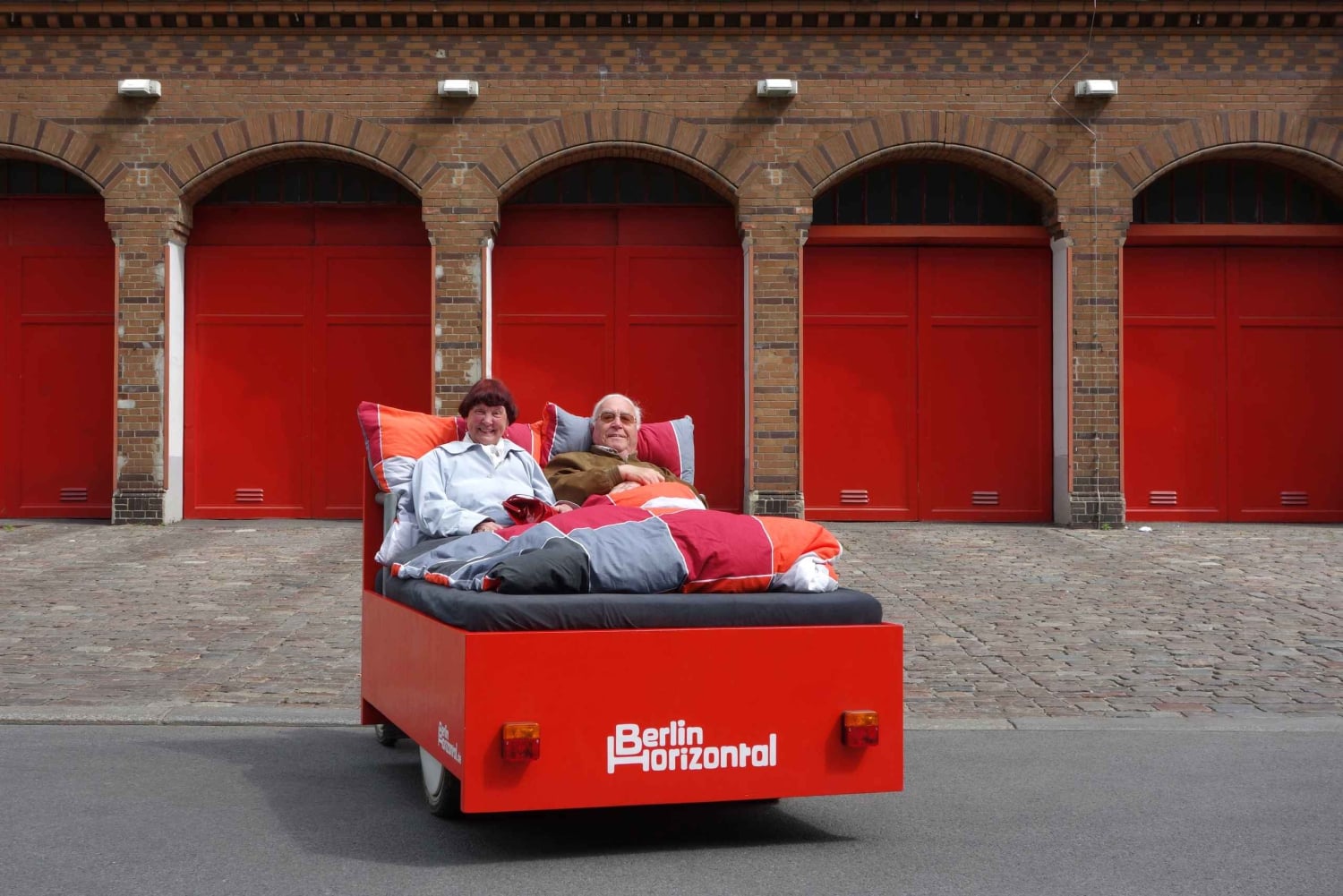 Berlin: City Sightseeing Tour in a Unique BedBike