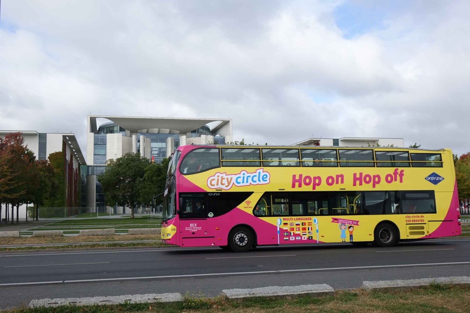 Berlin Combo Package: City Tour & Spree Boat Tour